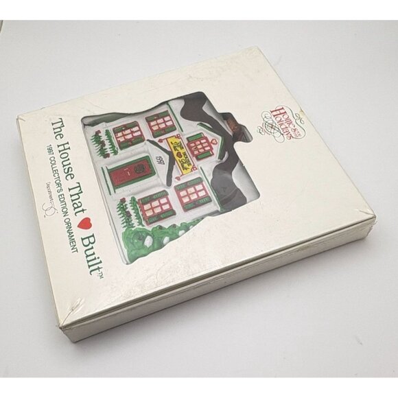 Dept 56 Christmas Ornament Ronald McDonald House The House That Love Built 1997 - Picture 6 of 6